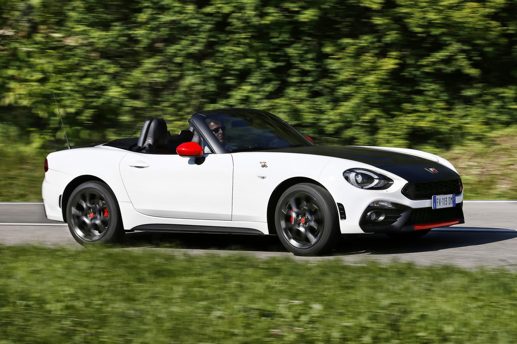 Fiat 124 Spider’a Abarth Dokunuşu