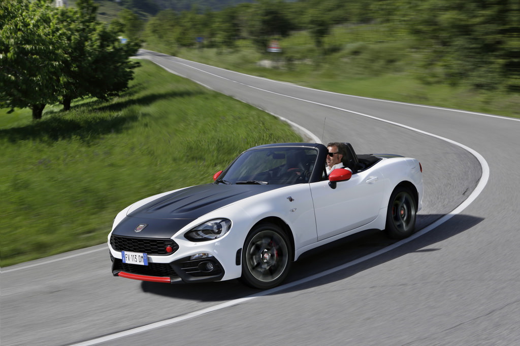 Fiat 124 Spider’a Abarth Dokunuşu