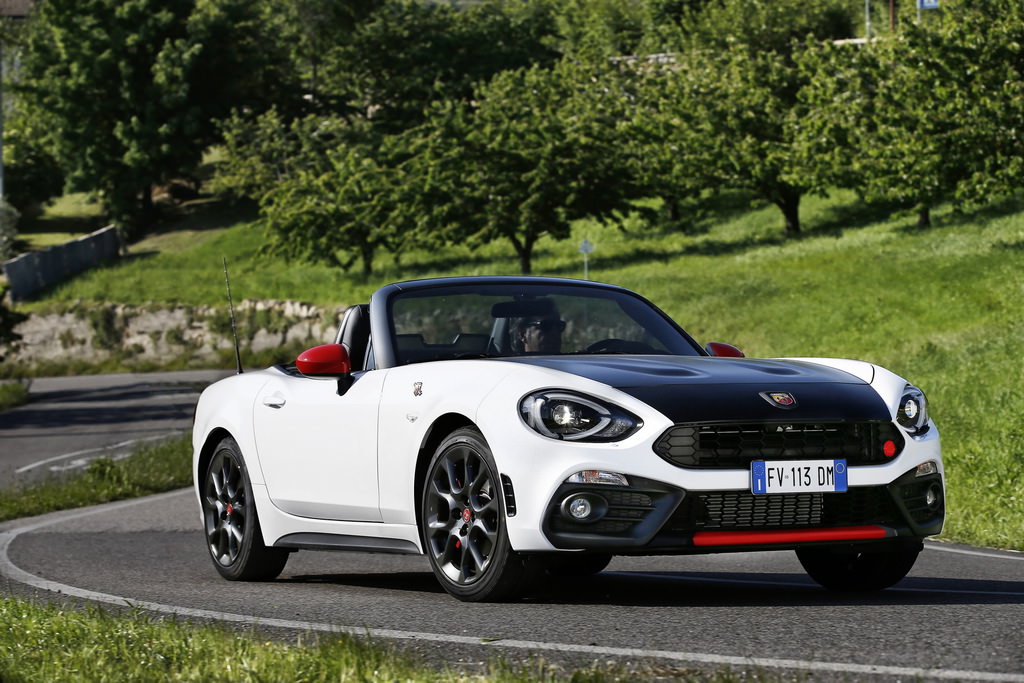 Fiat 124 Spider’a Abarth Dokunuşu