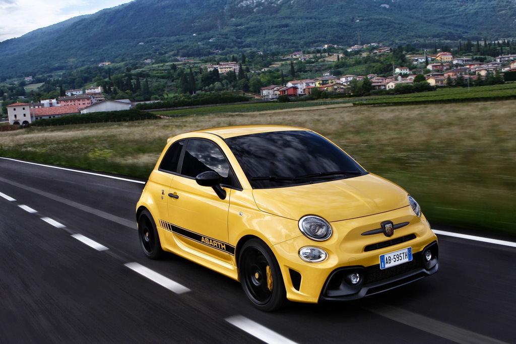 Cep Roketi Abarth 595