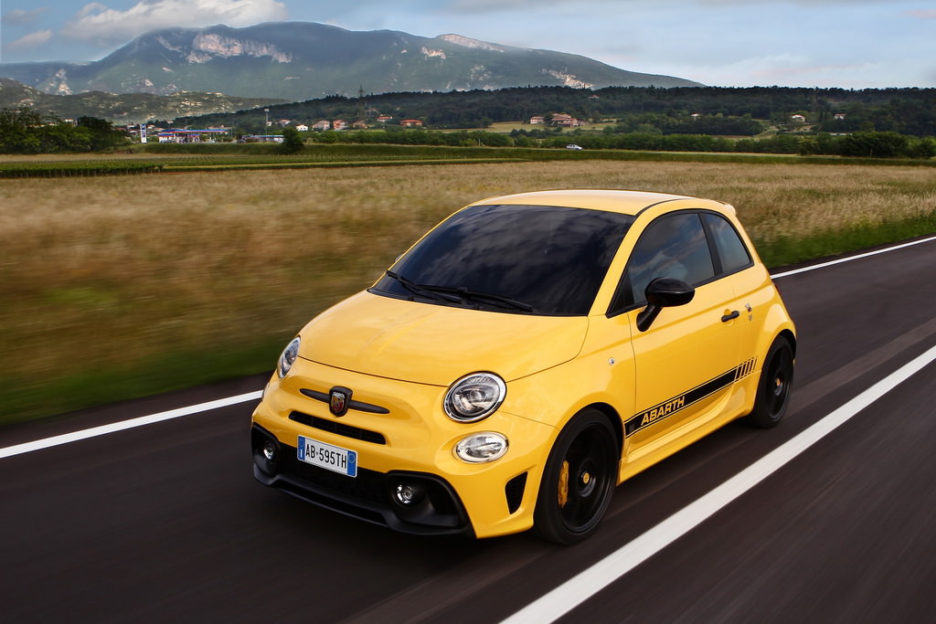 Cep Roketi Abarth 595