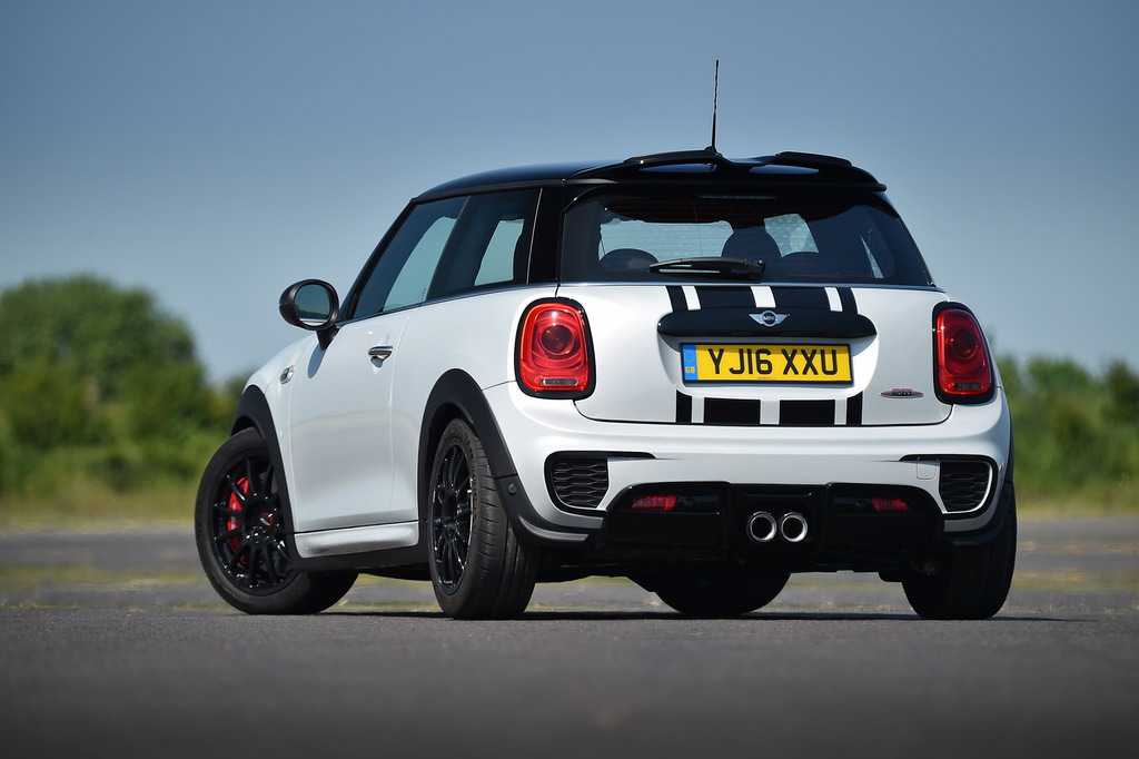 Mini’den Yeni JCW : Challenge