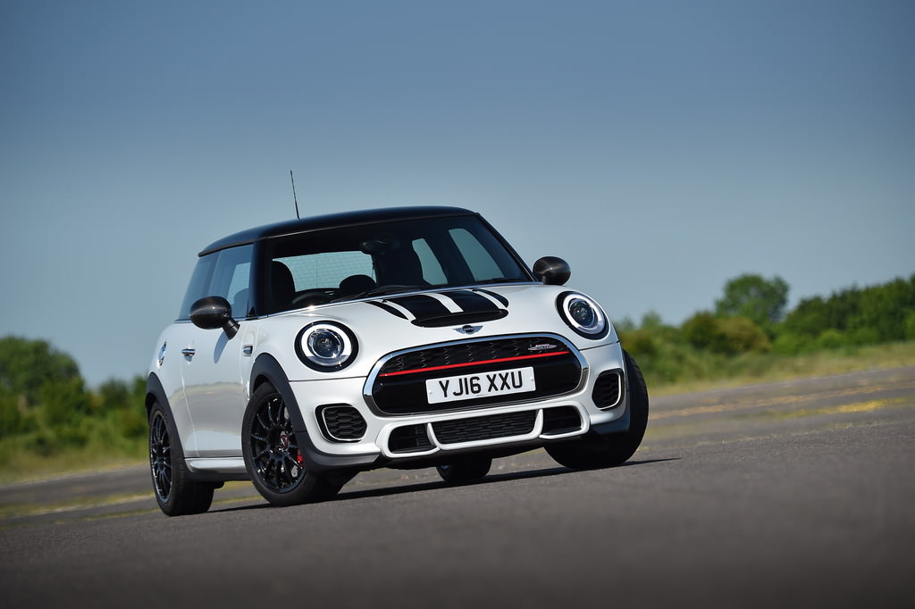 Mini’den Yeni JCW : Challenge