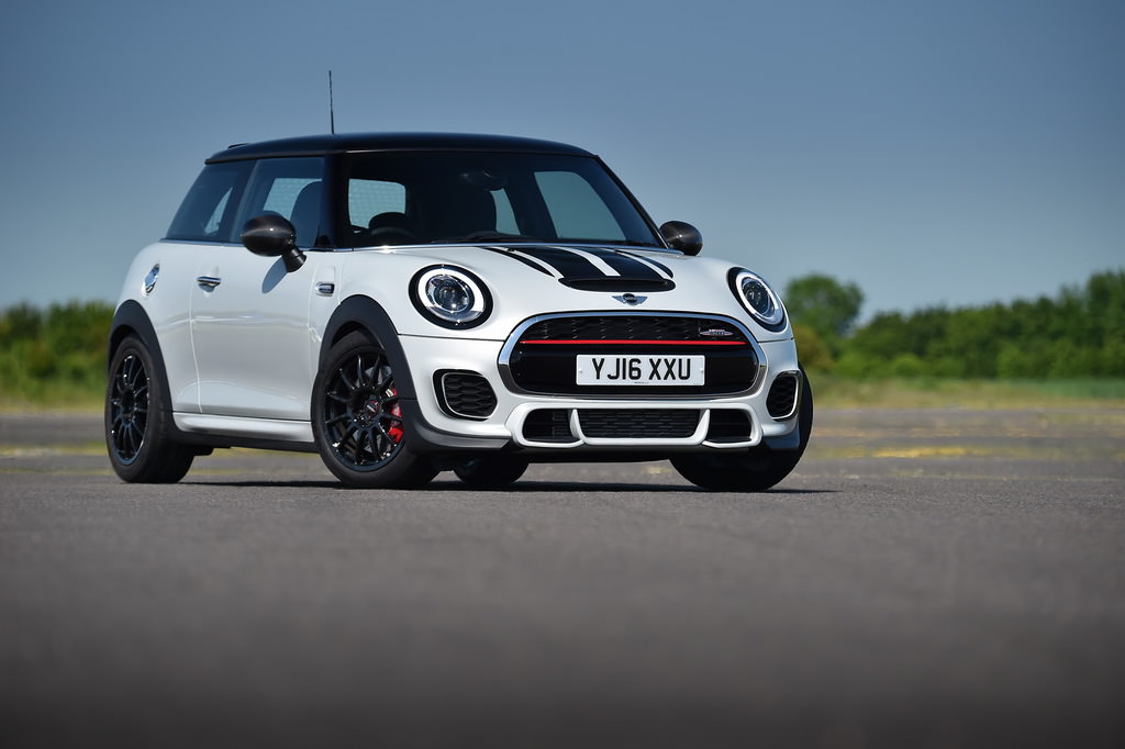 Mini’den Yeni JCW : Challenge
