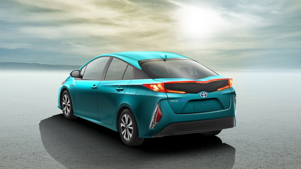 Solar Tavanlı Toyota Prius