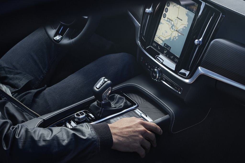 Volvo S90 ve V90’a R-Design Seçeneği