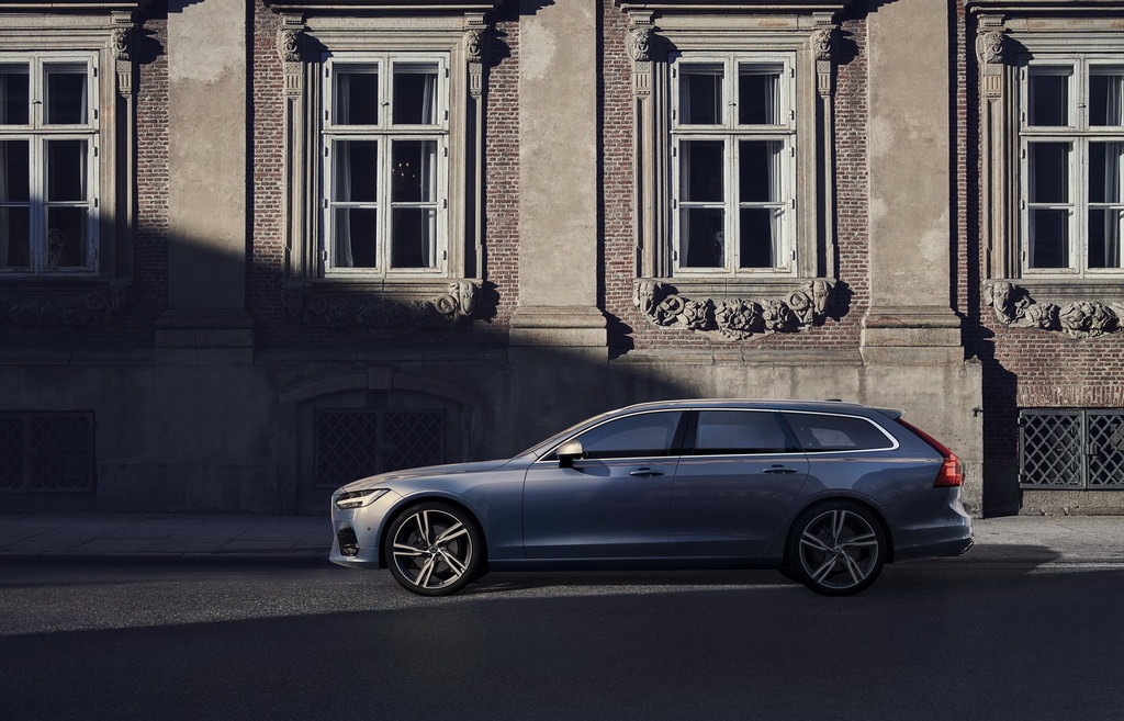 Volvo S90 ve V90’a R-Design Seçeneği