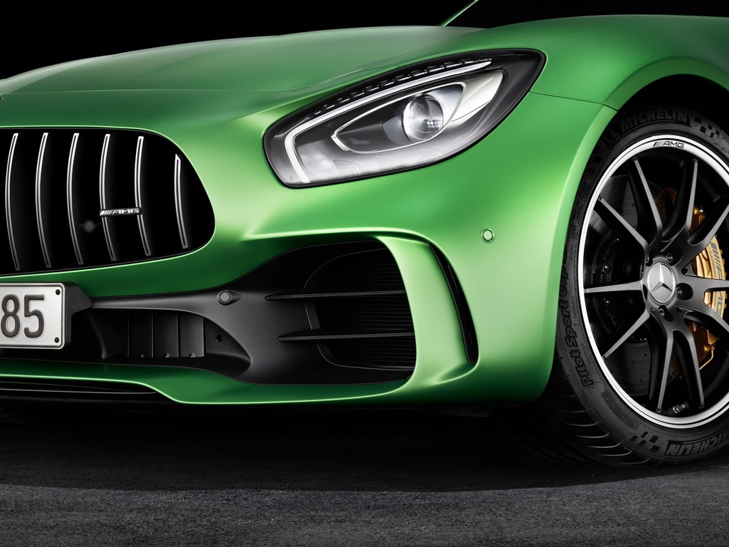 577 HP’lik Mercedes-AMG GT R