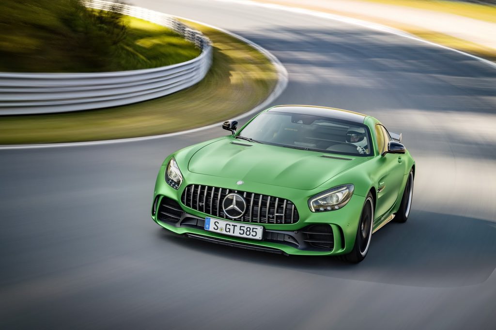 577 HP’lik Mercedes-AMG GT R