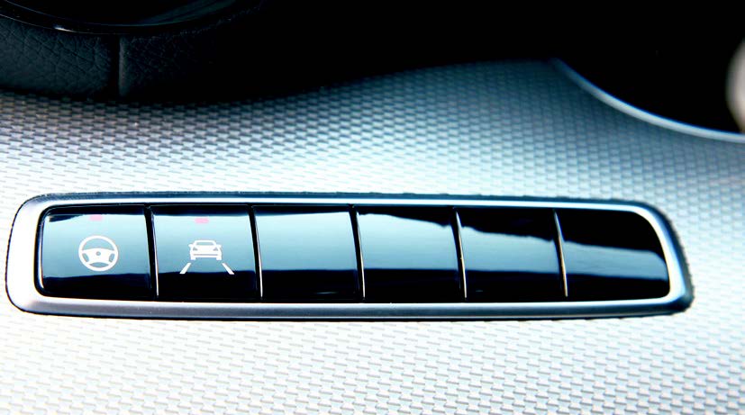 TEST · E 220 d AMG