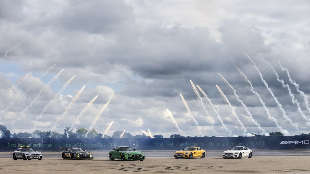 577 HP’lik Mercedes-AMG GT R