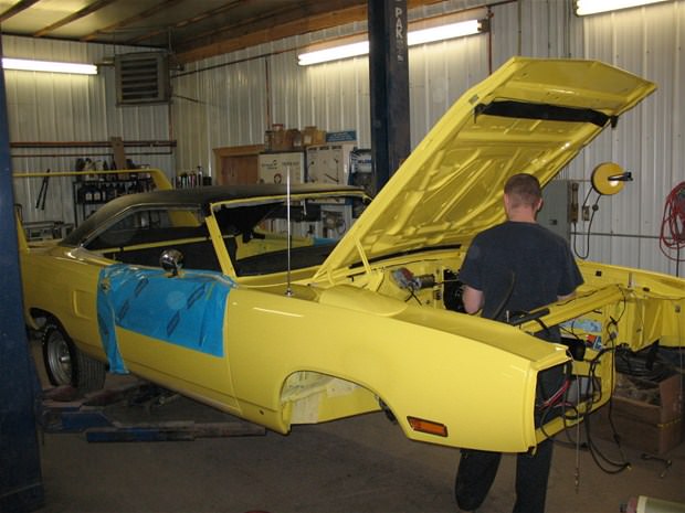 Türk Ustaların Ellerinde Şekilleniyor