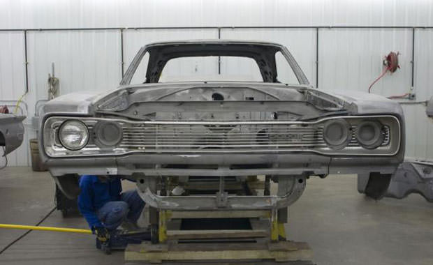 Türk Ustaların Ellerinde Şekilleniyor