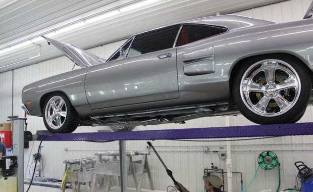 Türk Ustaların Ellerinde Şekilleniyor