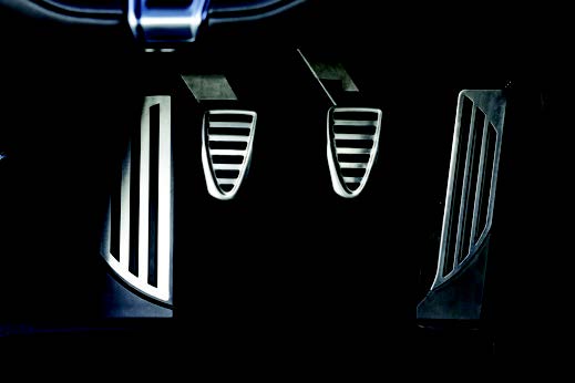 SÜRÜŞ İZLENİMİ · Alfa Romeo Giulia QV