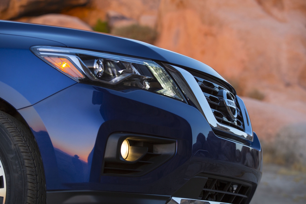 Nissan Pathfinder’a Yeni Yüz