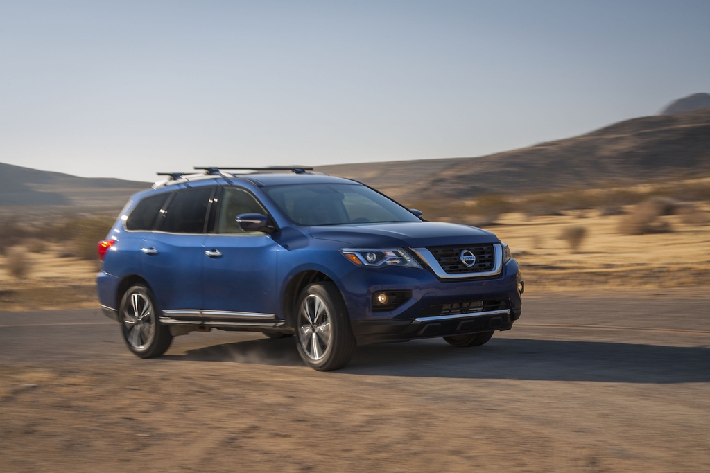 Nissan Pathfinder’a Yeni Yüz