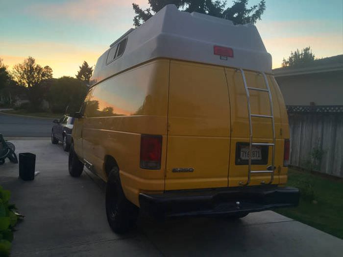 Eski Minibüsü Bakın Ne Hale Getirdi?  .