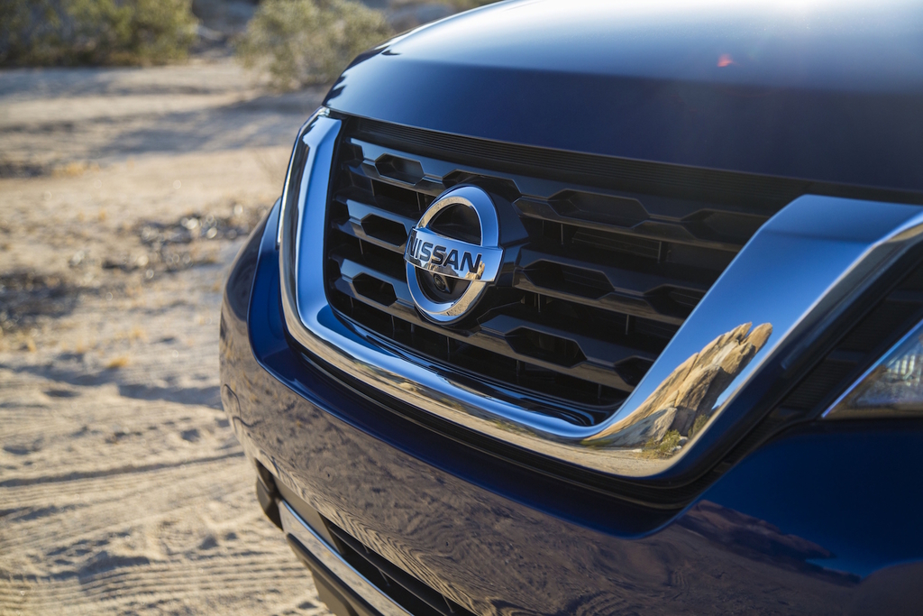 Nissan Pathfinder’a Yeni Yüz