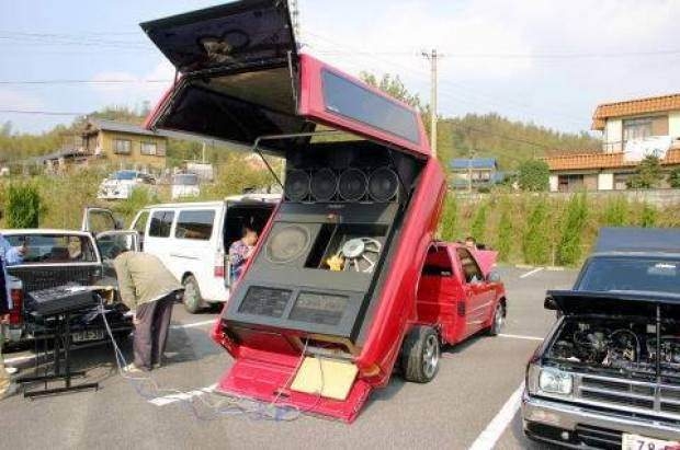 Dünyanın en ilginç otomobilleri