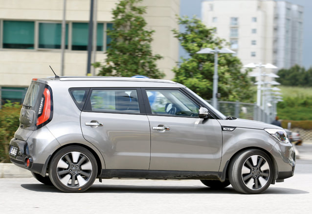 TEST · Kia Soul 1.6 CRDi DCT