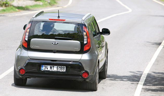 TEST · Kia Soul 1.6 CRDi DCT