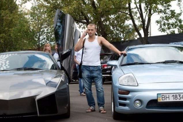 Evinde Lamborghini Yaptı