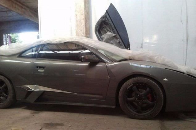 Evinde Lamborghini Yaptı