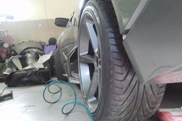 Evinde Lamborghini Yaptı