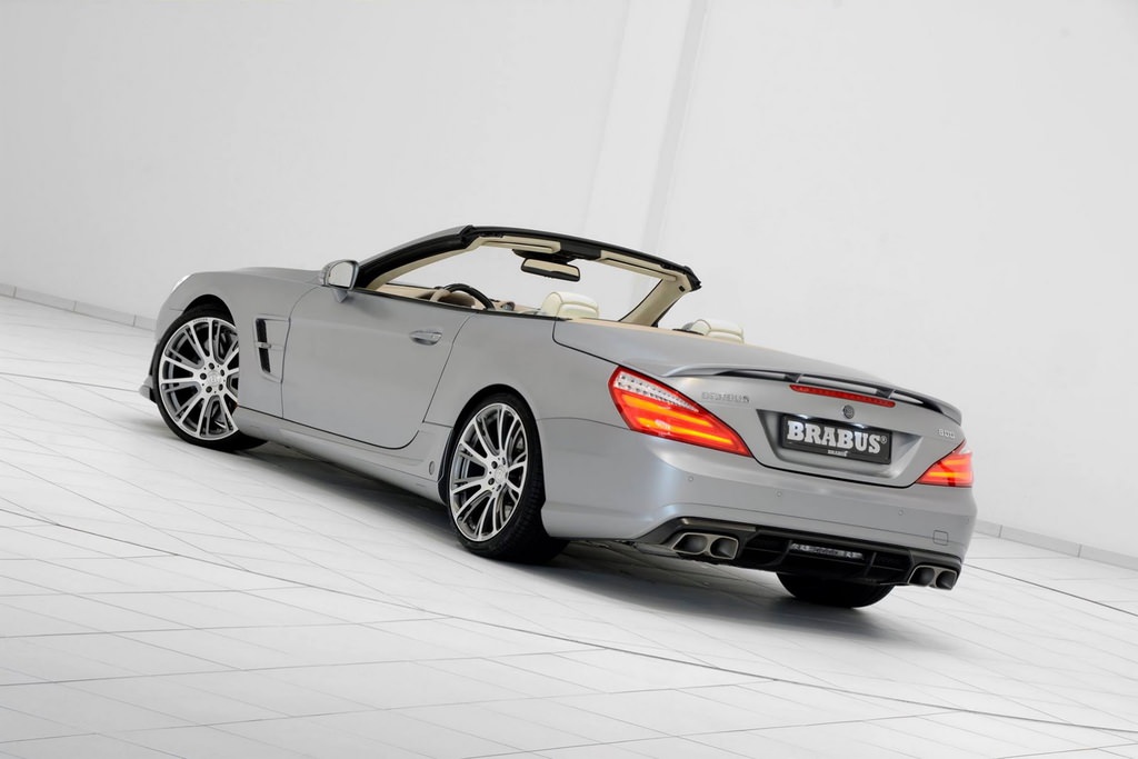 Yazlık Süpersporcu : Brabus 800 Roadster
