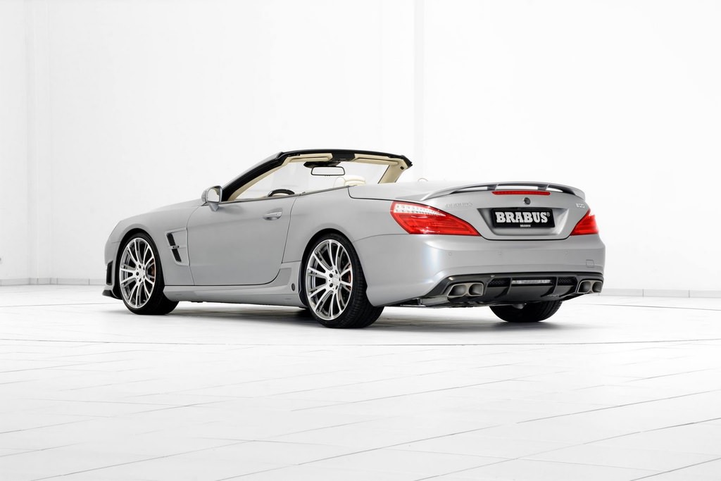 Yazlık Süpersporcu : Brabus 800 Roadster