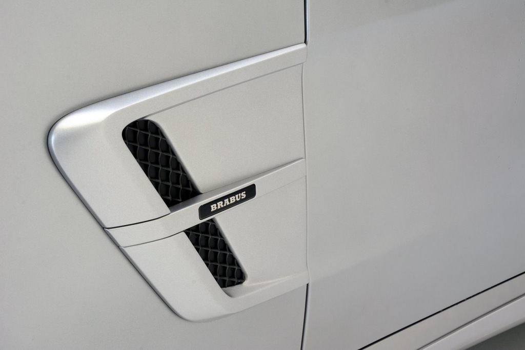 Yazlık Süpersporcu : Brabus 800 Roadster