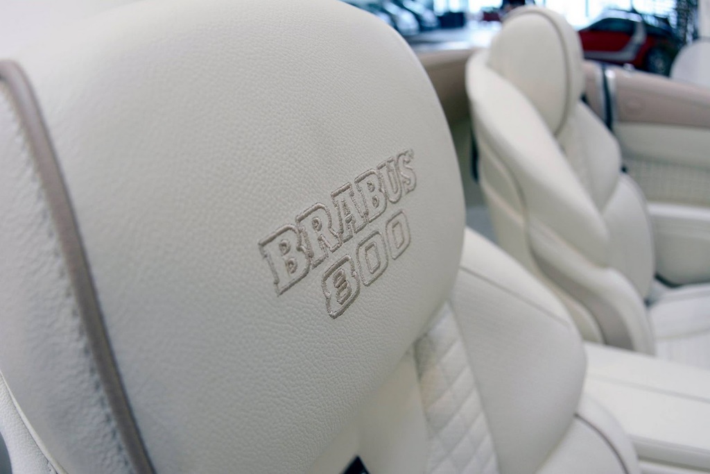 Yazlık Süpersporcu : Brabus 800 Roadster