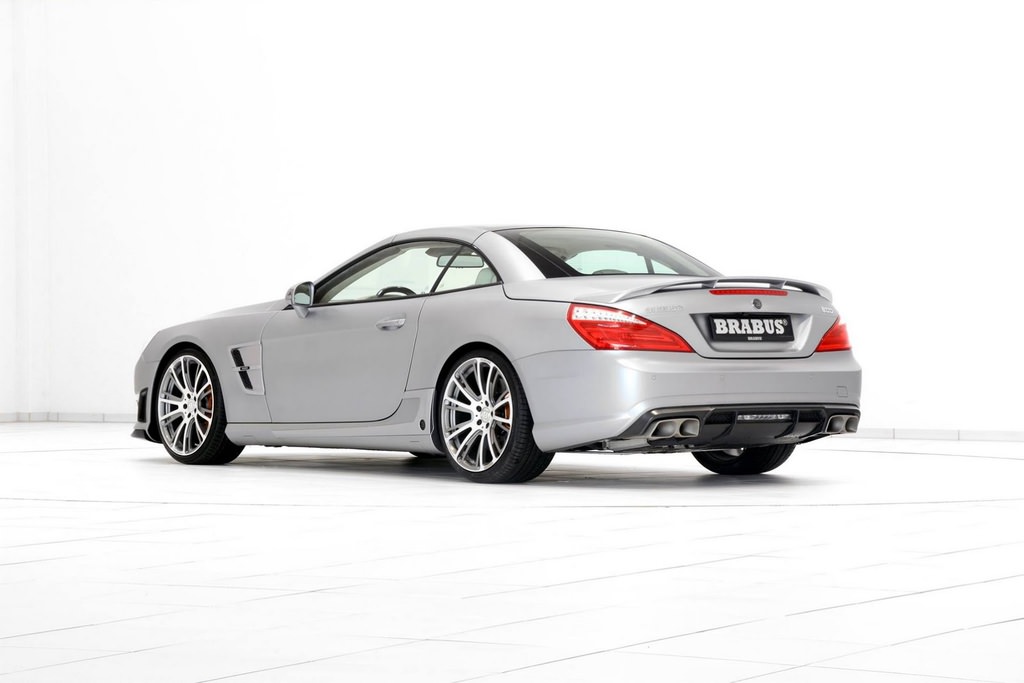 Yazlık Süpersporcu : Brabus 800 Roadster