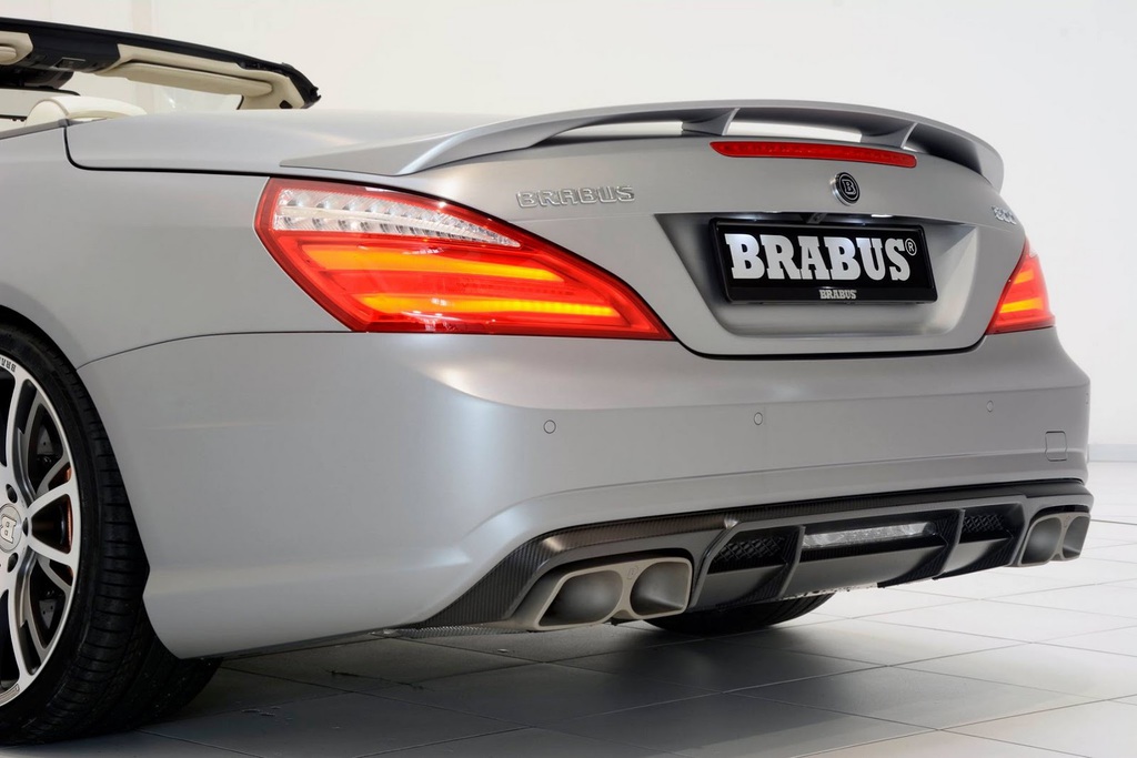Yazlık Süpersporcu : Brabus 800 Roadster