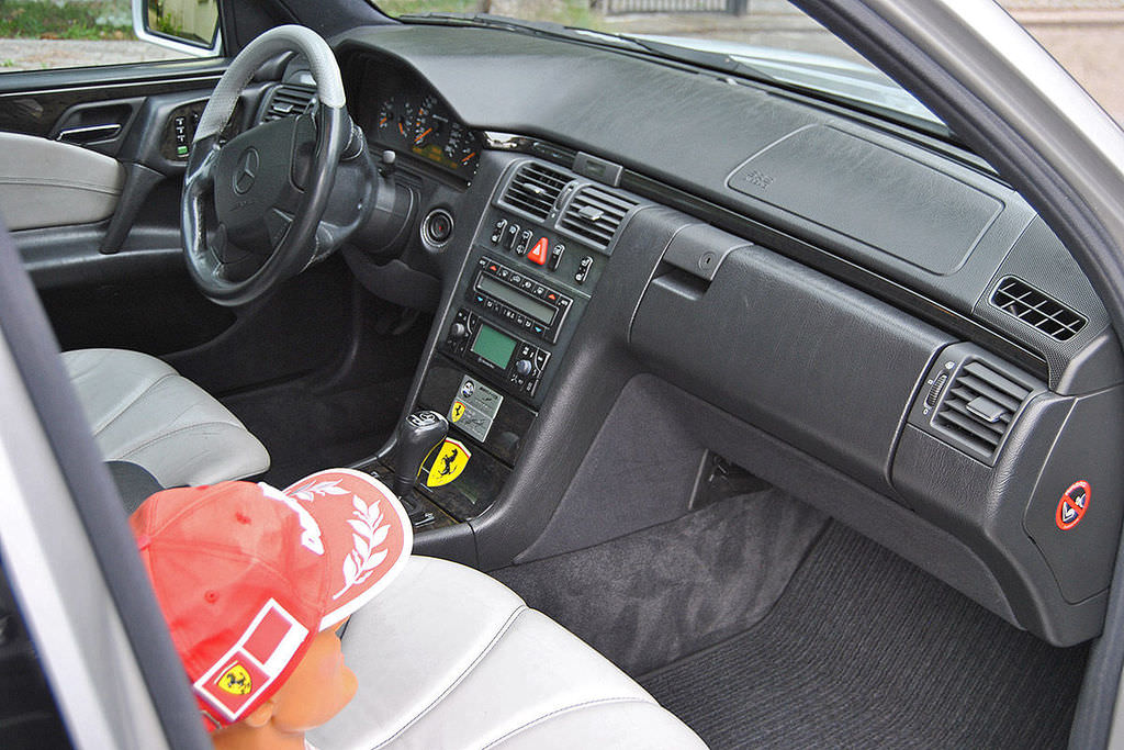 Schumacher’in Kişisel Otomobili Satışta