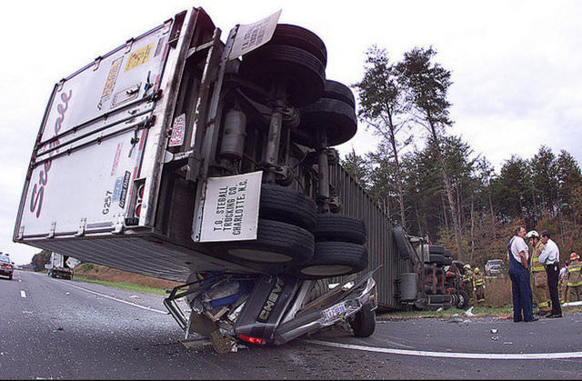 En İlginç Trafik Kazaları