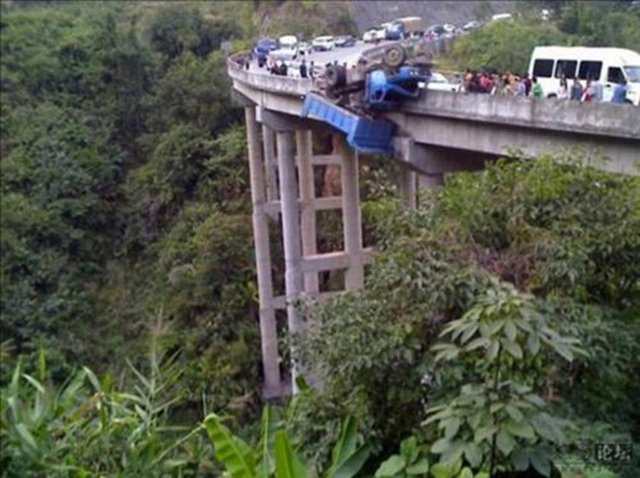 En İlginç Trafik Kazaları