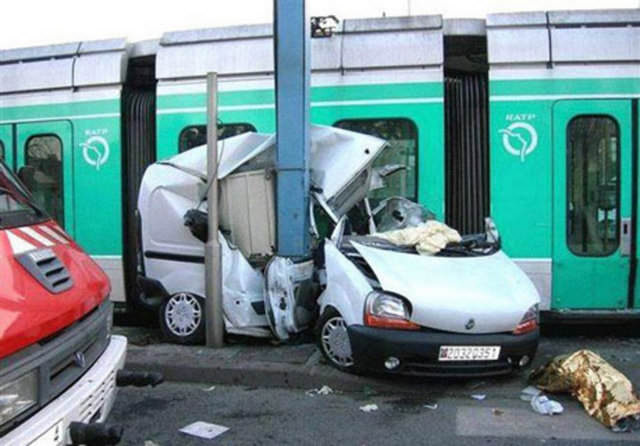 En İlginç Trafik Kazaları