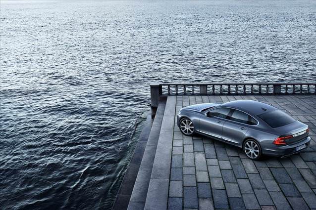 Volvo S90 Türkiye Yollarına Çıktı