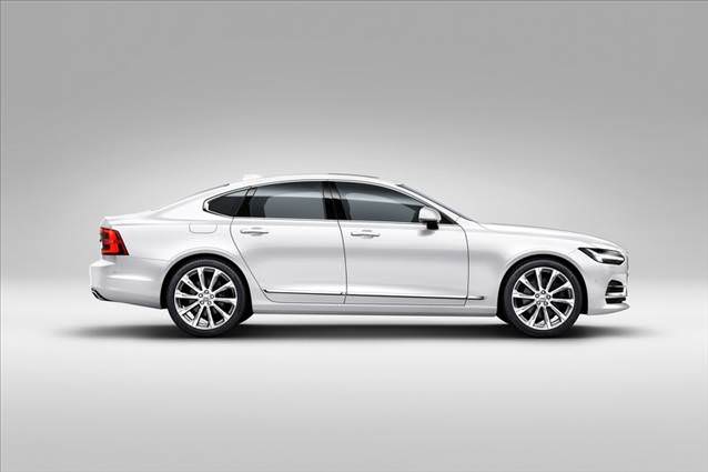 Volvo S90 Türkiye Yollarına Çıktı