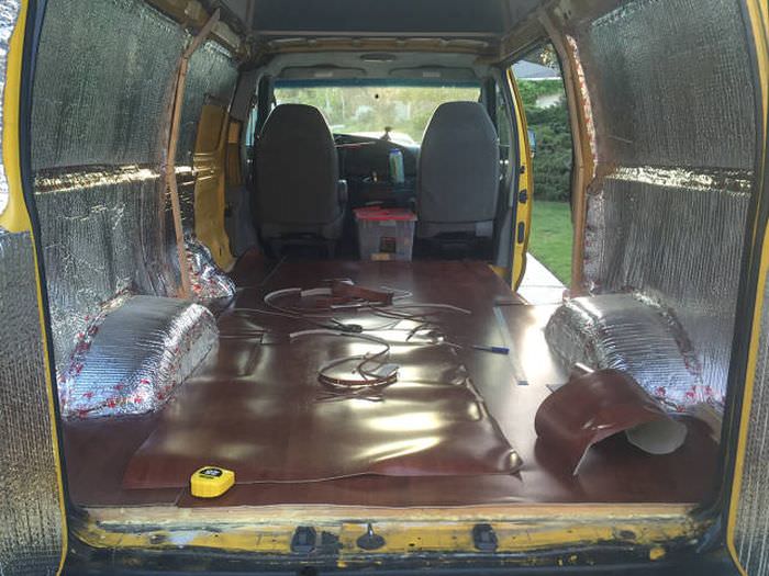 Eski Minibüsü Bakın Ne Hale Getirdi?