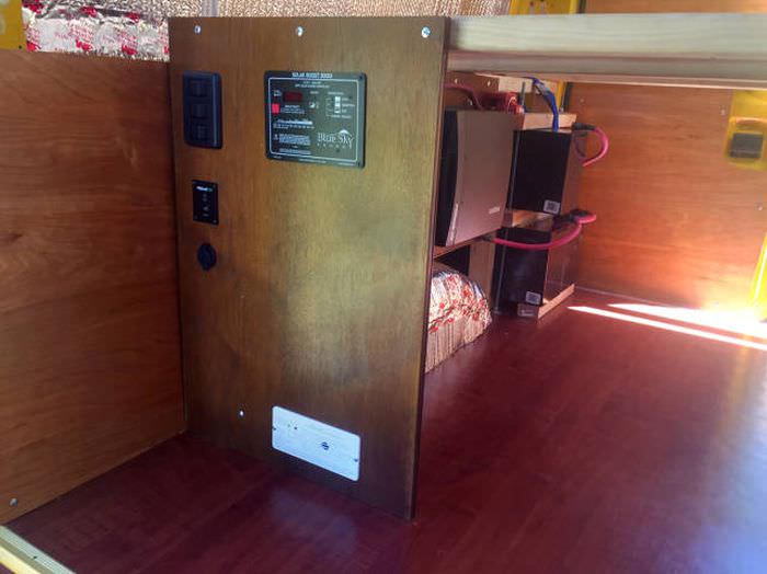 Eski Minibüsü Bakın Ne Hale Getirdi?