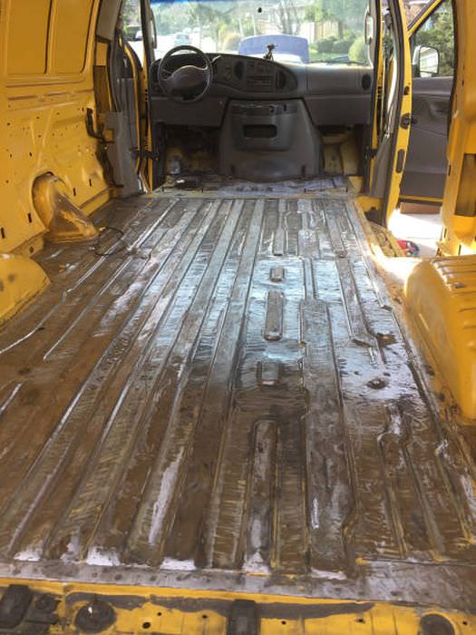 Eski Minibüsü Bakın Ne Hale Getirdi?