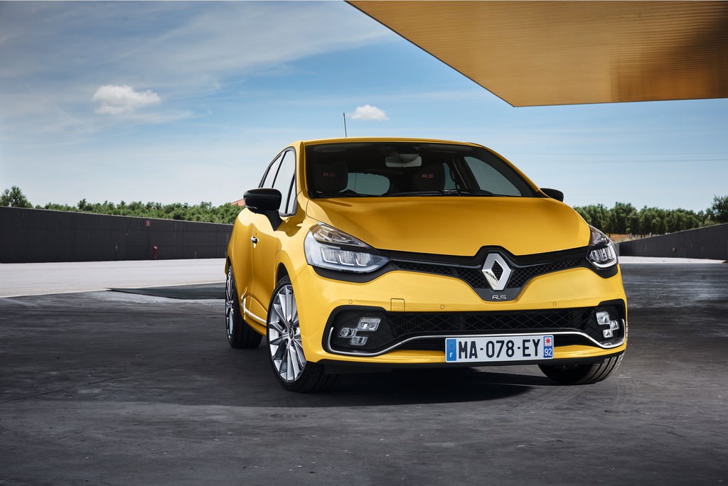 Clio Gt-Line Ve Clio R.S. Gün Sayıyor