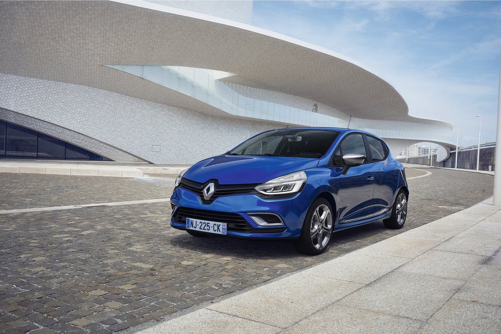 Clio Gt-Line Ve Clio R.S. Gün Sayıyor