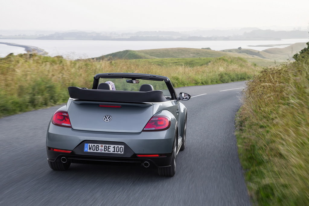 Makyajlı VW Beetle'ın Detayları Ortaya Çıktı