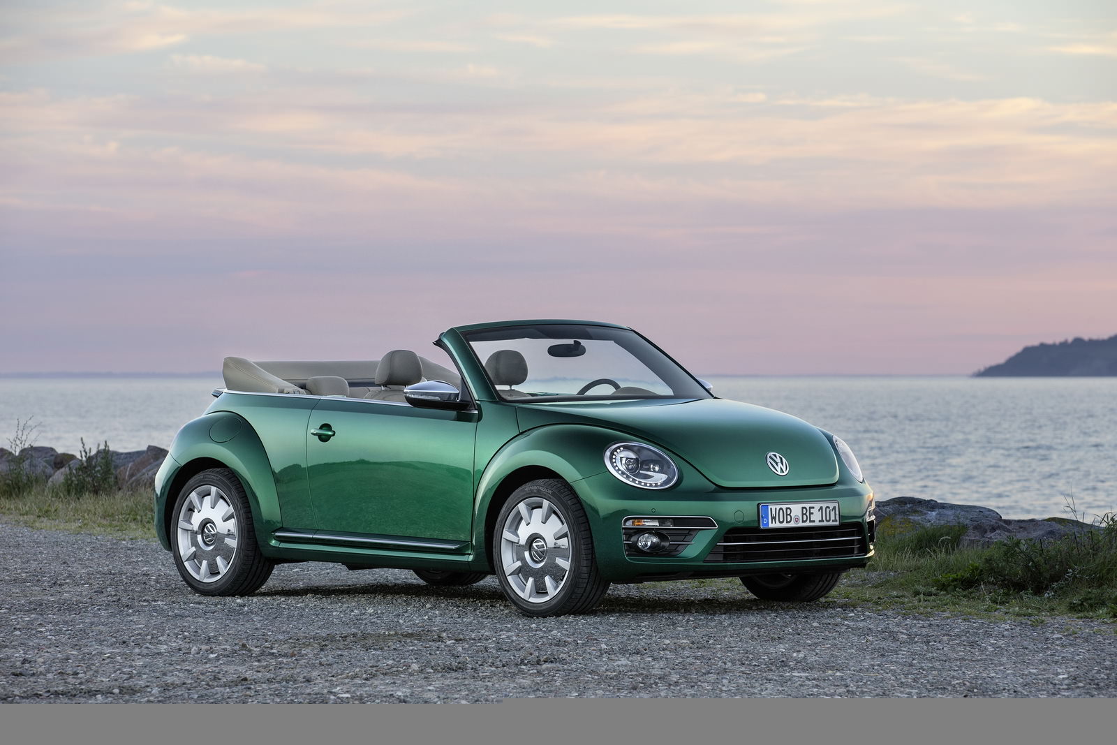 Makyajlı VW Beetle'ın Detayları Ortaya Çıktı