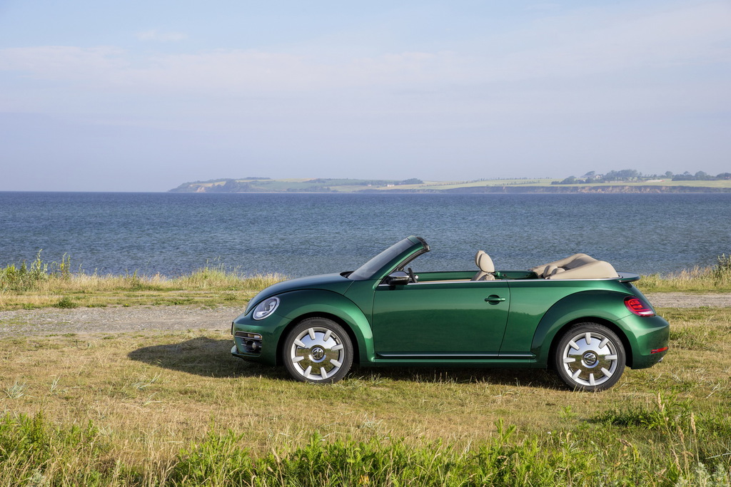 Makyajlı VW Beetle'ın Detayları Ortaya Çıktı