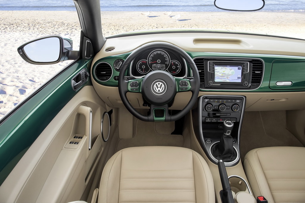 Makyajlı VW Beetle'ın Detayları Ortaya Çıktı